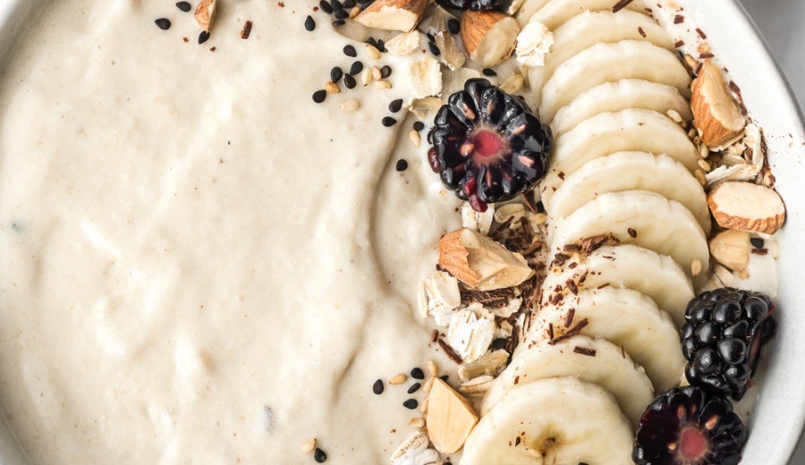 Frosty Snow Miser Smoothie Bowl
