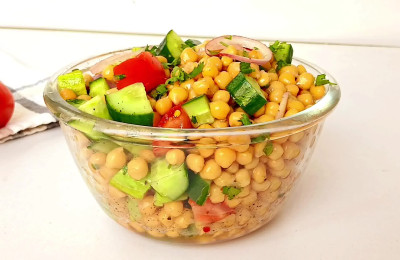Chickpea Power Salad