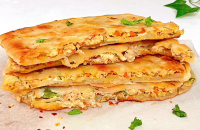 Flatbread with Chicken Filling
