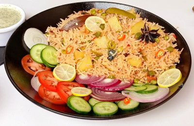 Rice with Potatoes and Peas