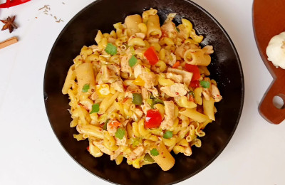 Pasta Stir-Fry with Chicken and Vegetables
