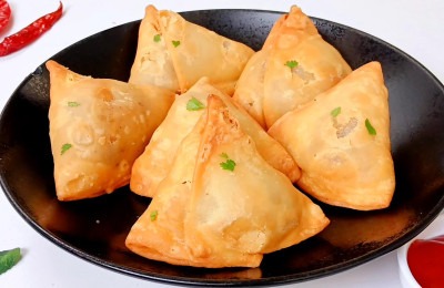 Fried Potato Pastries