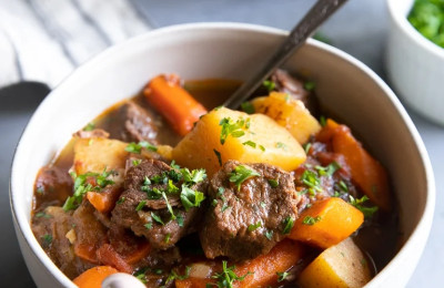 Oven-Baked Beef Stew in Five Hours