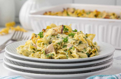 Spring Pea and Smoked Turkey Fettuccine Dish