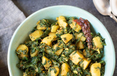 Indian Style Spinach and Potato Stir-Fry