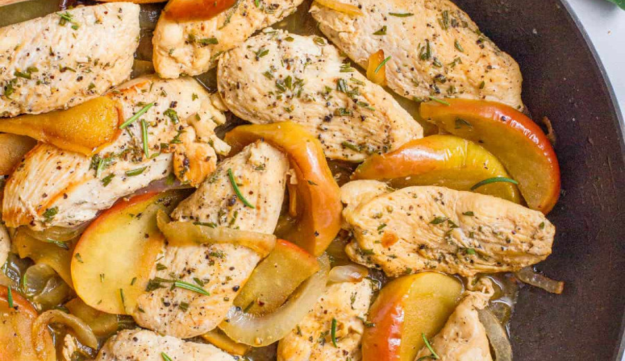 Apple-Infused Sautéed Chicken