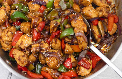 Sautéed Chicken with Bell Peppers