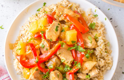Chicken Stir-Fry with Ginger and Pineapple