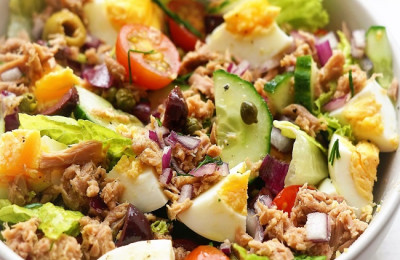Tuna and Egg Salad Bento Meal