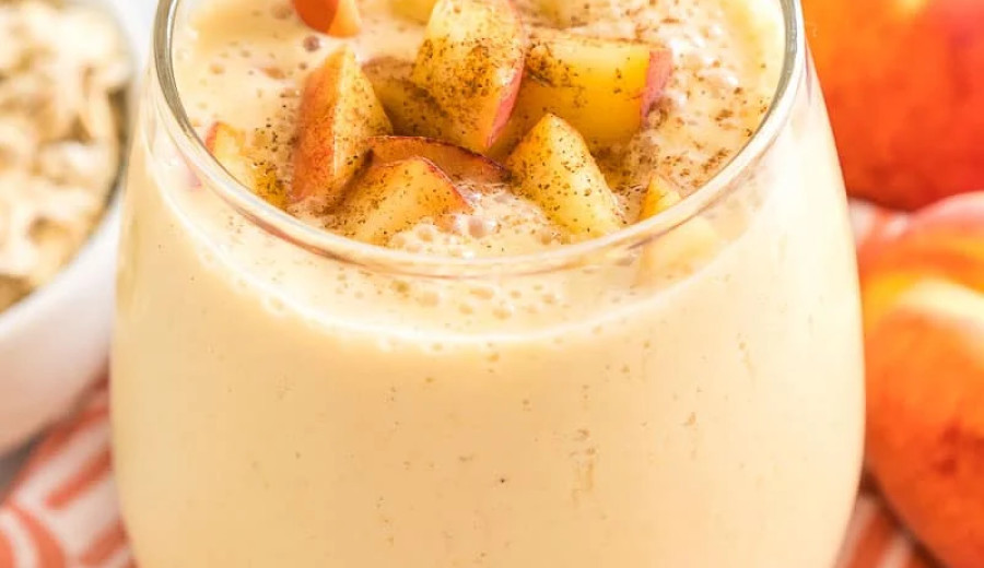 Smoothie with Oats, Peach, and Orange