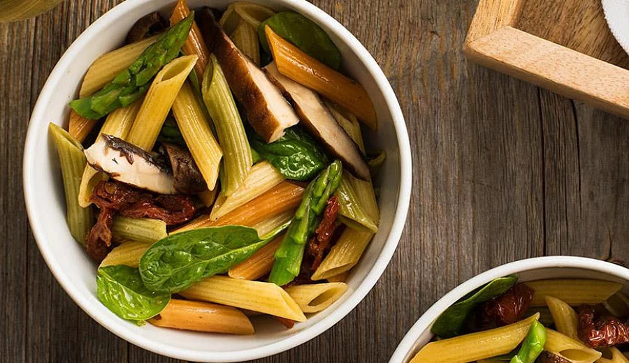 Catelli Bistro's Pasta Salad with Grilled Portobello and Spinach