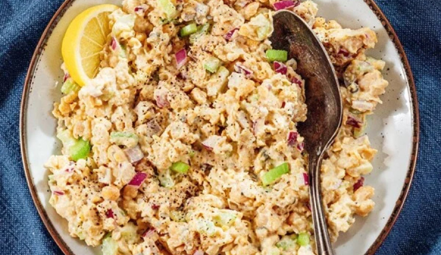 Mock Tuna Salad with Chickpeas and Quinoa