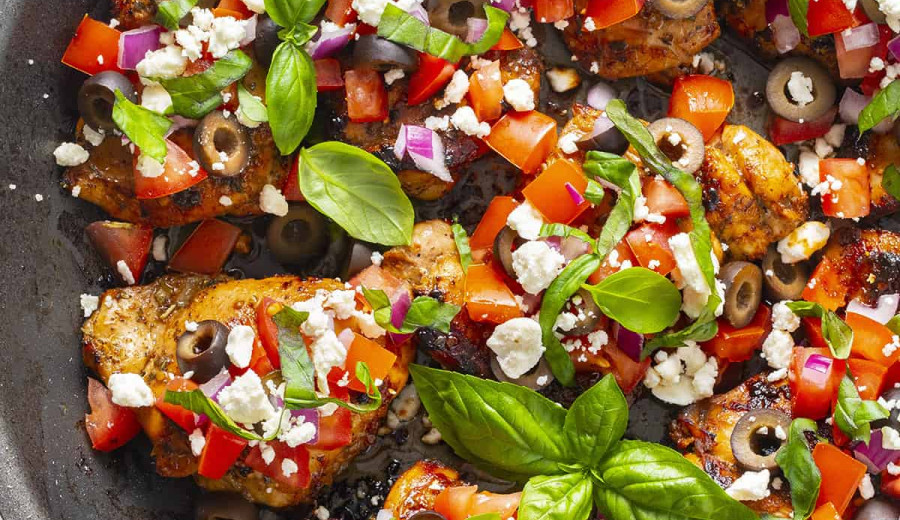 Chicken Mediterranean Style with Pepperoncini and Kalamata Olives