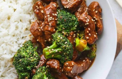 Instant Pot® Broccoli Mash with All the Fixings