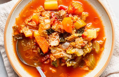 Fiery Tomato Cabbage Stew