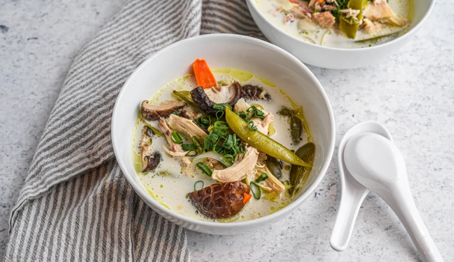Quick Keto Thai Chicken Soup in the Instant Pot®