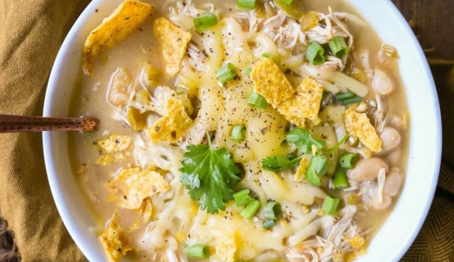 Easy One-Pot White Chicken Chili