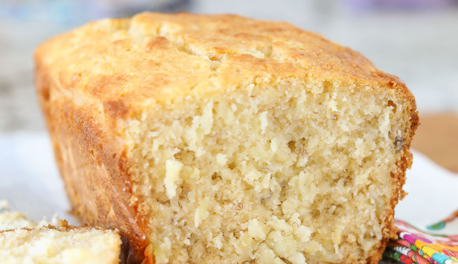 Hawaiian Bread with Coconut and Banana